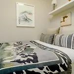 Cb- Cozy Refurbished Apartment, Perfect Location
